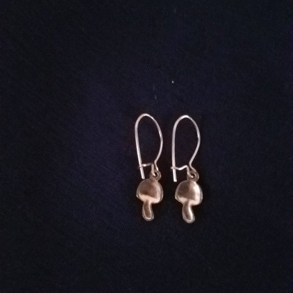 Vintage Spotted Mushroom Pierced Earrings - Picture 2 of 3